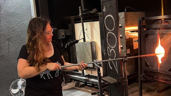 Hollywood Hot Glass by null