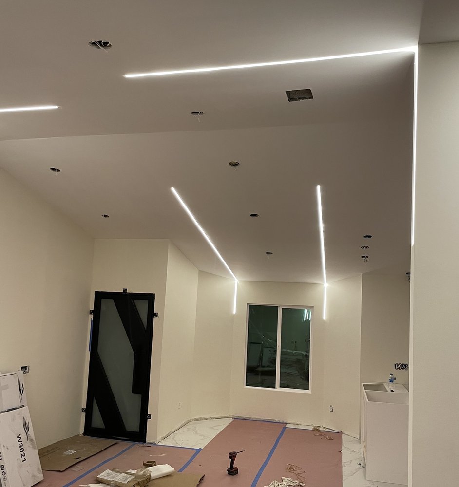Slide of RRZ Lighting & Electric