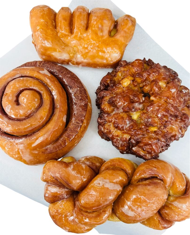 Donut Basket Logo
