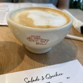 Le Pain Quotidien - Small Cafe au Lait - Cafes Near Me - Miami, Florida Le Pain Quotidien - Small Cafe au Lait - Cafes Near Me - Miami, Florida