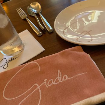 GIADA - Place setting - Italian Near Me - Las Vegas, Nevada GIADA - Place setting - Italian Near Me - Las Vegas, Nevada