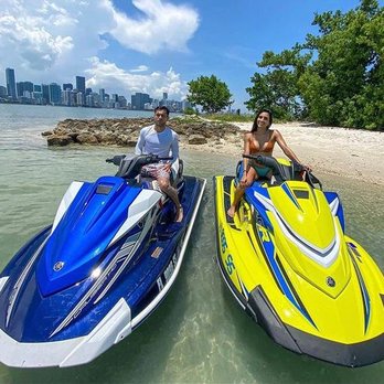 Creative Yacht Rentals