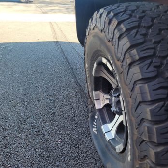 Pep Boys - Flat tire caused by caliper that was not tightenesd and bolt fell out - Tires Near Me - Murfreesboro, Tennessee