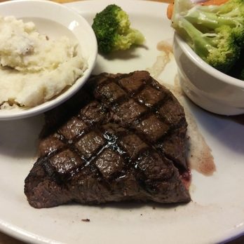 Texas Roadhouse - 8 oz sirloin with mashed potatoes and veggies $12.99 - Steakhouses Near Me - Denton, Texas Texas Roadhouse - 8 oz sirloin with mashed potatoes and veggies $12.99 - Steakhouses Near Me - Denton, Texas