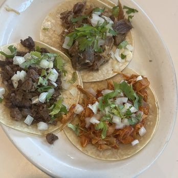 Los 2 Carnales - Tacos - Mexican Near Me - Oakhurst, California Los 2 Carnales - Tacos - Mexican Near Me - Oakhurst, California