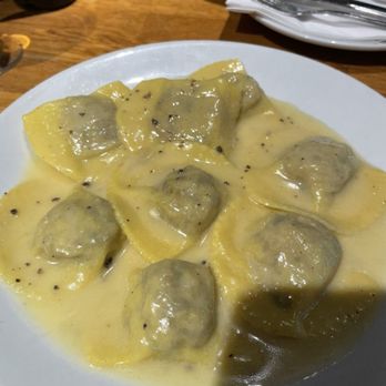 Sugo Pasta - Mushroom ravioli - Italian Near Me - Glasgow, GLG Sugo Pasta - Mushroom ravioli - Italian Near Me - Glasgow, GLG