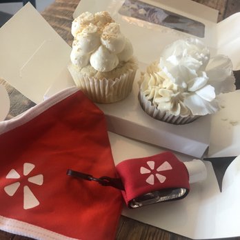 Goofy Foot Taproom & Brewery - IG: @foodie__fe - Yelp event with free cupcakes! - Breweries Near Me - High Point, North Carolina Goofy Foot Taproom & Brewery - IG: @foodie__fe - Yelp event with free cupcakes! - Breweries Near Me - High Point, North Carolina
