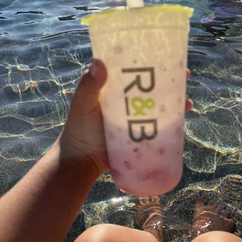 R&B Tea - Strawberry Stormy - Coffee & Tea Near Me - Norwalk, California