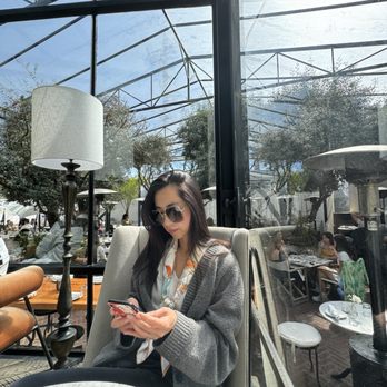 Laurel Hardware - Me - New American Near Me - West Hollywood, California