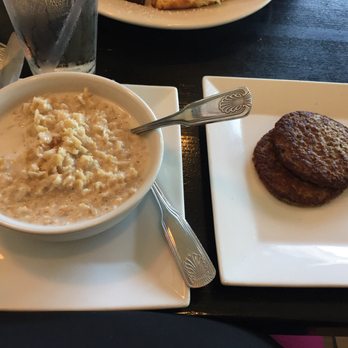 Valentino's Restaurant - Oatmeal and Turkey Sausages - Diners Near Me - Baltimore, Maryland