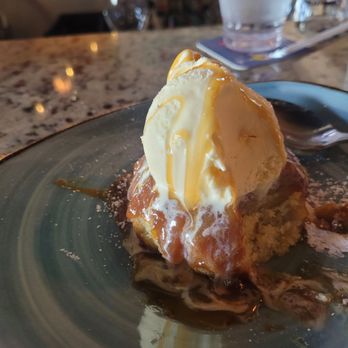 Barrel District - Toffee ice-cream cake - Pizza Near Me - Cathedral City, California Barrel District - Toffee ice-cream cake - Pizza Near Me - Cathedral City, California