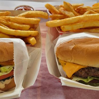 355 Burger - Cheeseburger and double cheese burger - Burgers Near Me - Sierra Madre, California