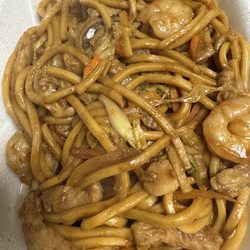 Happy China - House LM2. Lo Mein