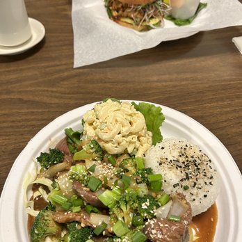 Paniolo Cafe - Beef and Broccoli daily special and Huli Chicken sandwich. Yummmmy - Hawaiian Near Me - Great Falls, Montana