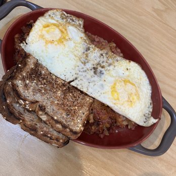Sunny Street Cafe - Homemade Corned Beef Hash - Breakfast & Brunch Near Me - Columbus, Ohio Sunny Street Cafe - Homemade Corned Beef Hash - Breakfast & Brunch Near Me - Columbus, Ohio