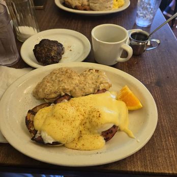 Bertie Lou's Cafe - Chx fried steak and BK breakfast - Breakfast & Brunch Near Me - Portland, Oregon Bertie Lou's Cafe - Chx fried steak and BK breakfast - Breakfast & Brunch Near Me - Portland, Oregon
