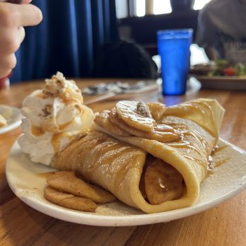 Break'n Eggs Creperie - dulce de leche crepe - Breakfast & Brunch Near Me - Williamsville, New York Break'n Eggs Creperie - dulce de leche crepe - Breakfast & Brunch Near Me - Williamsville, New York