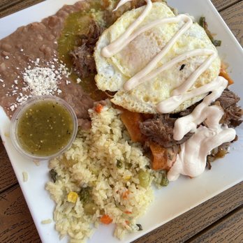 Mex Cocina Cafe - Chilaquiles a la bandera with machaca - Desserts Near Me - Burbank, California