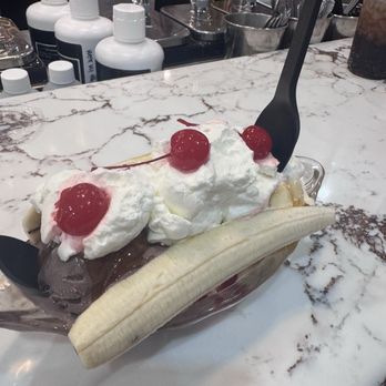 Serendipity Soda & Sweets - Says 2 but definitely could do 4 people with this - Candy Stores Near Me - High Springs, Florida Serendipity Soda & Sweets - Says 2 but definitely could do 4 people with this - Candy Stores Near Me - High Springs, Florida