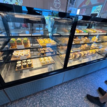 Daan Go Cake Lab - Desserts Near Me - Richmond, British Columbia