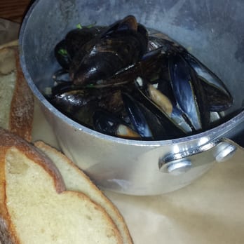 Leon's Full Service - Overcooked Mussels - Gastropubs Near Me - Decatur, Georgia Leon's Full Service - Overcooked Mussels - Gastropubs Near Me - Decatur, Georgia