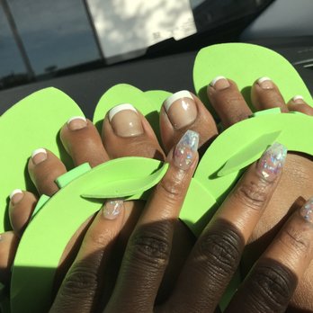 I Nails - 40 full set powder nails and French tip pedicure 30 - Nail Salons Near Me - San Antonio, Texas