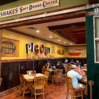 Puckett's Restaurant - Southern Near Me - Pigeon Forge, Tennessee Puckett's Restaurant - Southern Near Me - Pigeon Forge, Tennessee