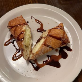 Hickory Social House - Fried Cheescake - Pizza Near Me - Hickory, North Carolina