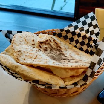 Ô Four - pita for the egg pot - Lebanese Near Me - Montreal, Quebec Ô Four - pita for the egg pot - Lebanese Near Me - Montreal, Quebec