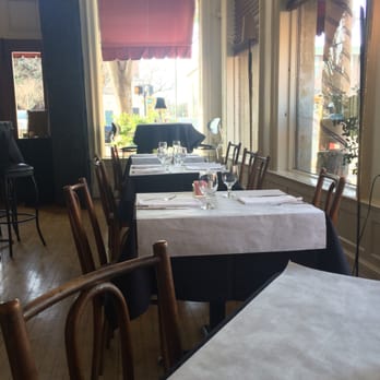 Chez Foushee - Attractive interior and table setups. - French Near Me - Richmond, Virginia Chez Foushee - Attractive interior and table setups. - French Near Me - Richmond, Virginia