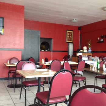 Smiling BBQ - Slow at lunch means great service! - Barbeque Near Me - San Bruno, California