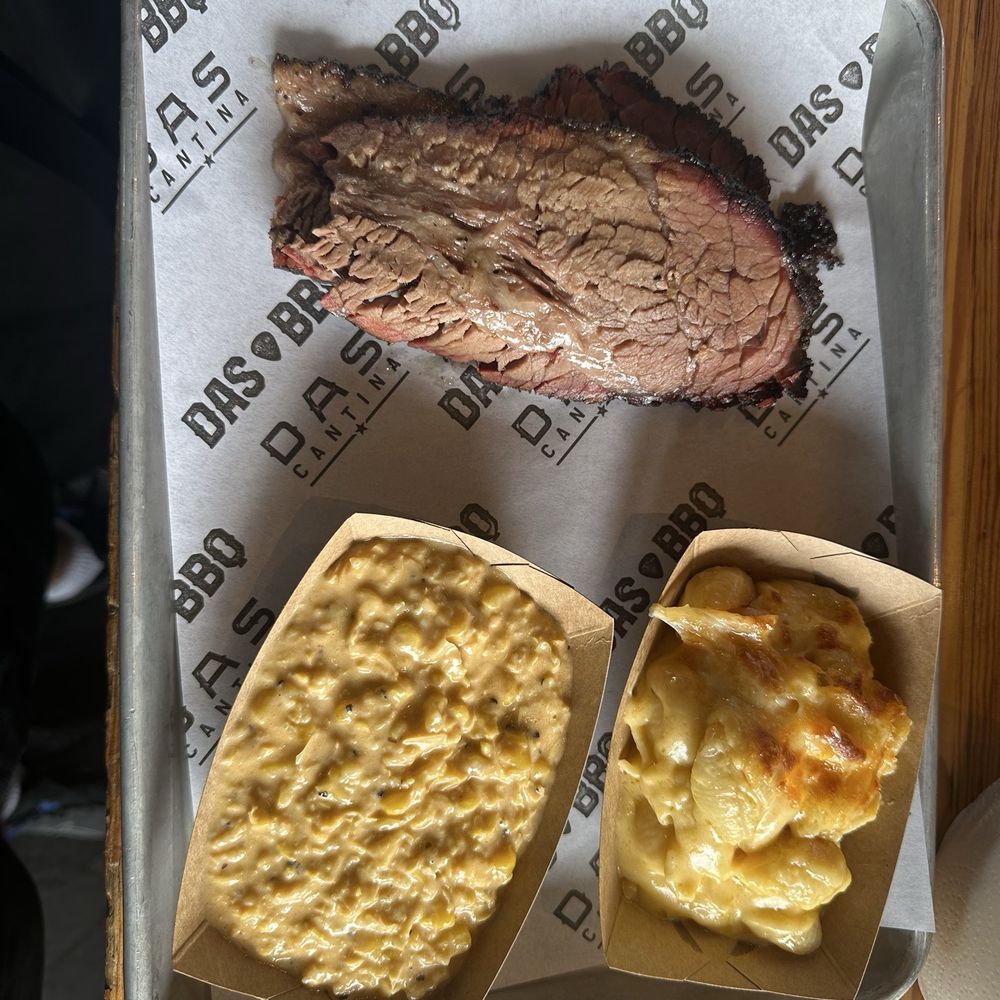 DAS BBQ - Brisket, mac, and corn - Barbeque Near Me - Atlanta, Georgia