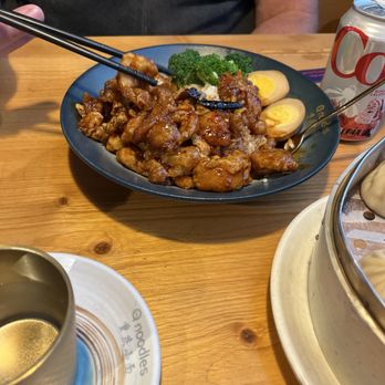 Q Noodles - General Tso over rice - Chinese Near Me - Charlottesville, Virginia Q Noodles - General Tso over rice - Chinese Near Me - Charlottesville, Virginia