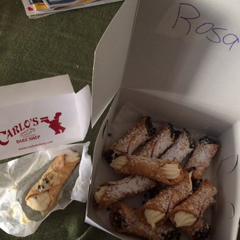 Rosas Bakery - Comparison of Carlos cannoli to Rosas Cannoli... no doubt we prefer Rosas Cannoli! - Bakeries Near Me - Escalon, California Rosas Bakery - Comparison of Carlos cannoli to Rosas Cannoli... no doubt we prefer Rosas Cannoli! - Bakeries Near Me - Escalon, California