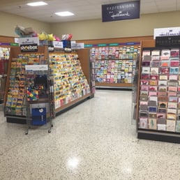 Shopping for stationery at Publix. Shopping for stationery at Publix.