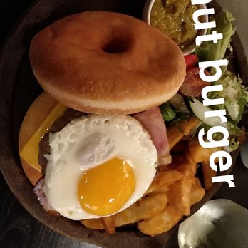 Brunch Club & Supper - The burger - Breakfast & Brunch Near Me - Hong Kong, HK
