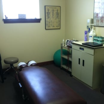 Caruso's Chiropractic Office - Exam Room - Chiropractors Near Me - Tonawanda, New York Caruso's Chiropractic Office - Exam Room - Chiropractors Near Me - Tonawanda, New York