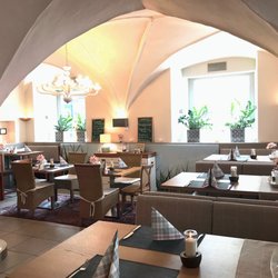 Restaurant Goldenes Lamm Villach - Historischer gastraum restaurant goldenes lamm