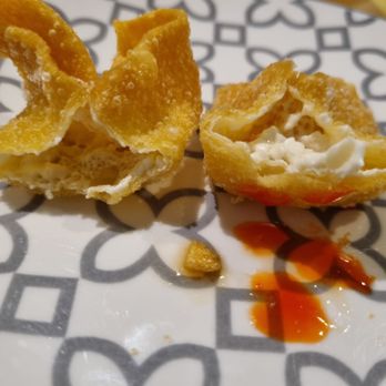 SushiRiko  - Krab rangoon (barely any filling) - Japanese Near Me - Hialeah Gardens, Florida