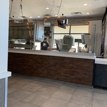 Taco Bell - You guys just stand there and do nothing... fyi your bathrooms smell like piss bad - Tacos Near Me - Kenosha, Wisconsin