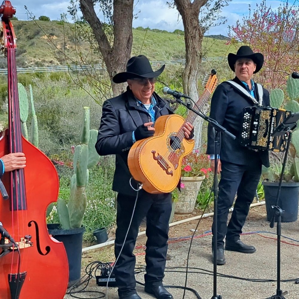 Best Grupo Norteno near Rossi Music-Jazz Band for Hire in Burbank, CA - Yelp, image size:1000x1000