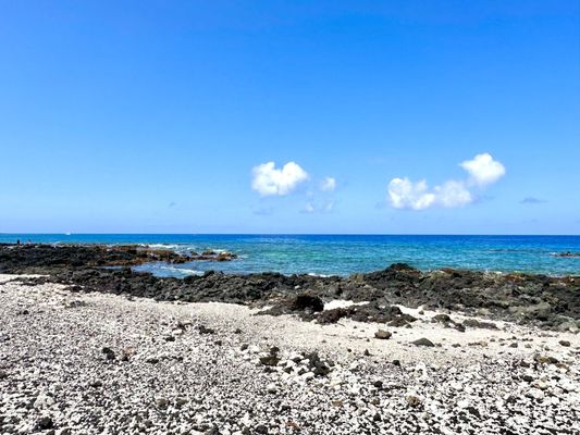 Holoholokai Beach Park Rd by null