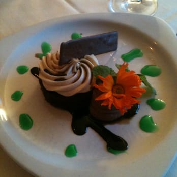 Arad Evans Inn - Guinness Brownie - New American Near Me - Fayetteville, New York Arad Evans Inn - Guinness Brownie - New American Near Me - Fayetteville, New York