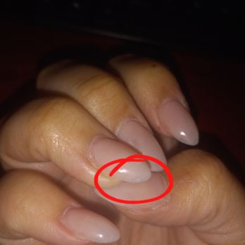 Q-NAILS - This is where the nail polish is streaky - Nail Salons Near Me - El Centro, California