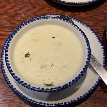 Red Lobster - New England Clam Chowder (Cup) - Seafood Near Me - Greensboro, North Carolina Red Lobster - New England Clam Chowder (Cup) - Seafood Near Me - Greensboro, North Carolina
