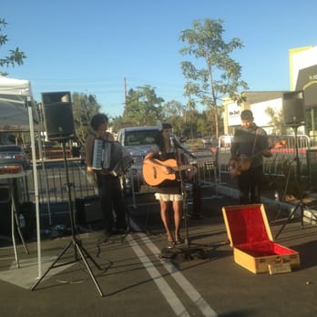 Patchwork Edible - Eva and the Vagabond Tales performing - Do-It-Yourself Food Near Me - Costa Mesa, California
