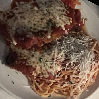 MA'S Italian Kitchen - BAKED VEAL PARMIGIANA - Italian Near Me - Burbank, California MA'S Italian Kitchen - BAKED VEAL PARMIGIANA - Italian Near Me - Burbank, California