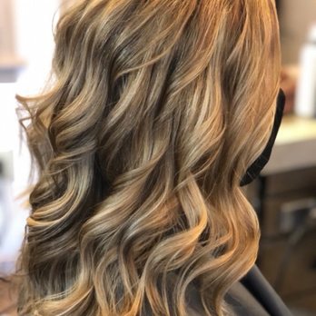 RT Salon - dimensional beach waves caramel blonde and brunette - Men's Hair Salons Near Me - Walnutport, Pennsylvania RT Salon - dimensional beach waves caramel blonde and brunette - Men's Hair Salons Near Me - Walnutport, Pennsylvania