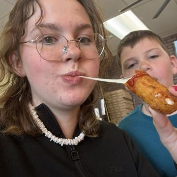 Bella's Pizzeria - Mozzarella sticks - Pizza Near Me - Moore, Oklahoma