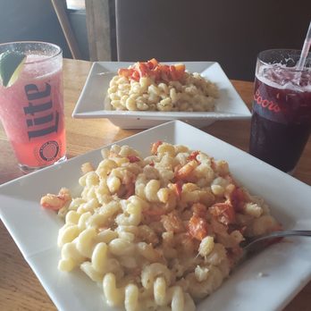 The Elbow Room - Lobster mac and cheese with red sangria and frozen margarita. Drinks are meh, food is good - Sports Bars Near Me - West Hartford, Connecticut The Elbow Room - Lobster mac and cheese with red sangria and frozen margarita. Drinks are meh, food is good - Sports Bars Near Me - West Hartford, Connecticut